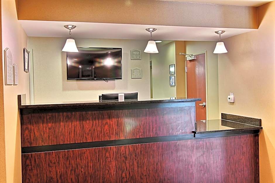 AmeriVu inn and Suites - Crookston