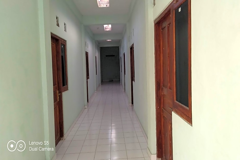 Rumah Singgah Peziarah Ganjuran