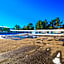 Love Hotels Tomahawk by OYO at Lake Mohawksin WI