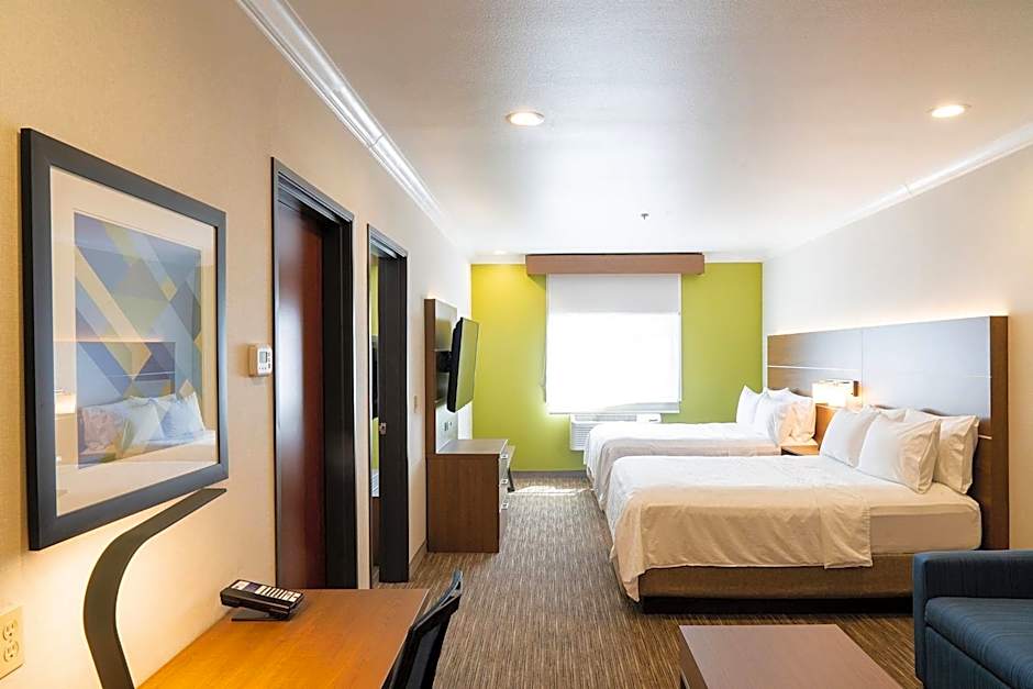 Holiday Inn Express & Suites Davis - University Area By IHG