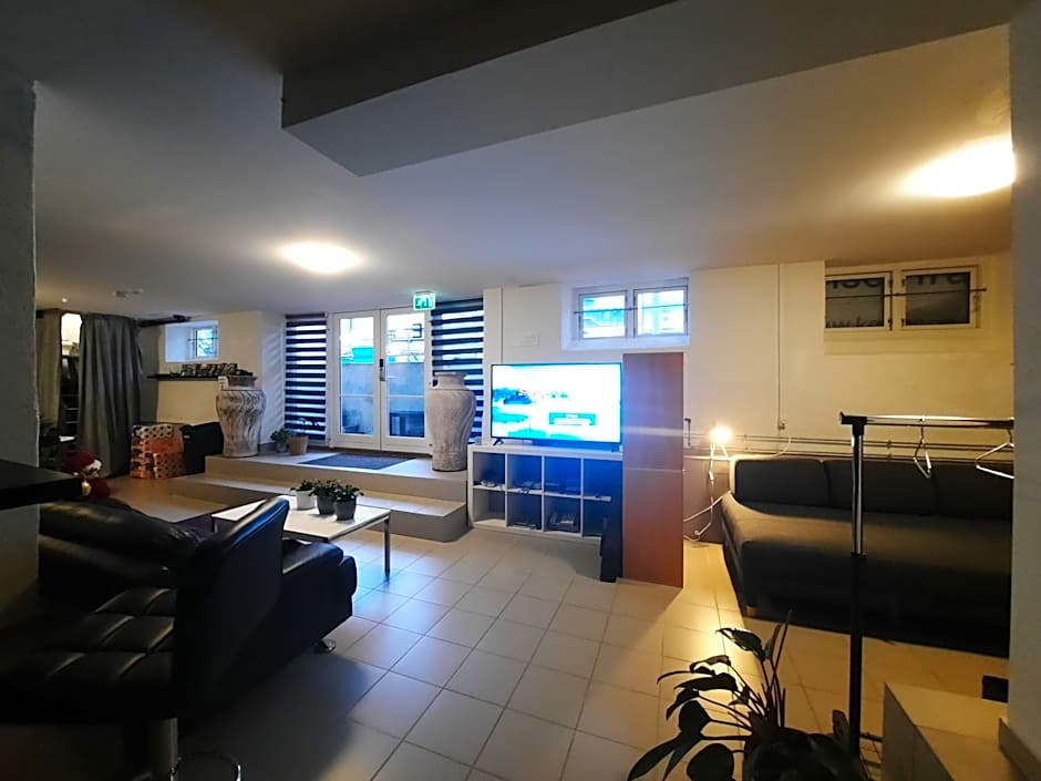 Sleeping capsule in a shared room