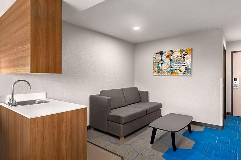 Microtel Inn & Suites By Wyndham Independence