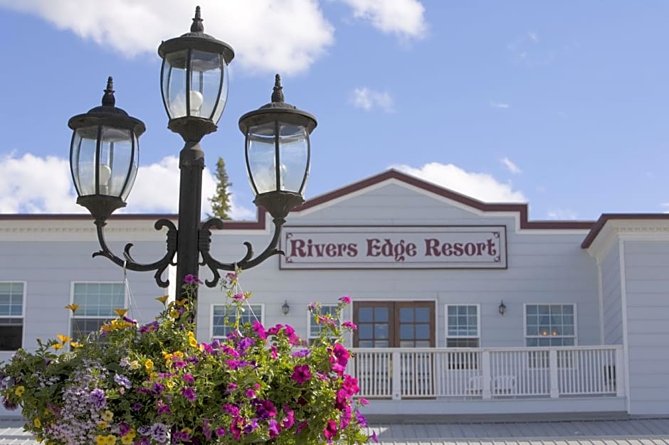 River's Edge Resort