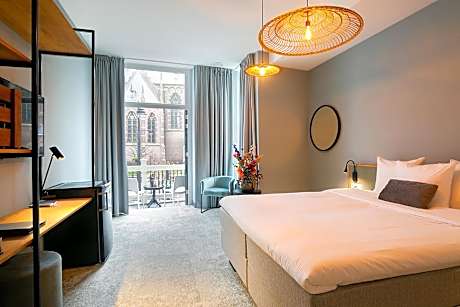 Superior Double Room with Balcony