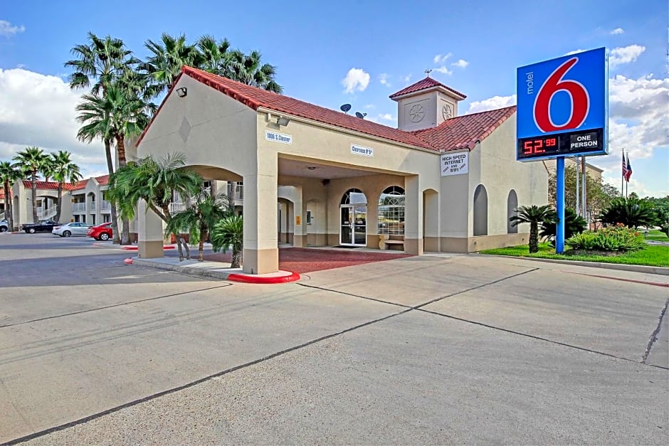 Motel 6 Edinburg, TX