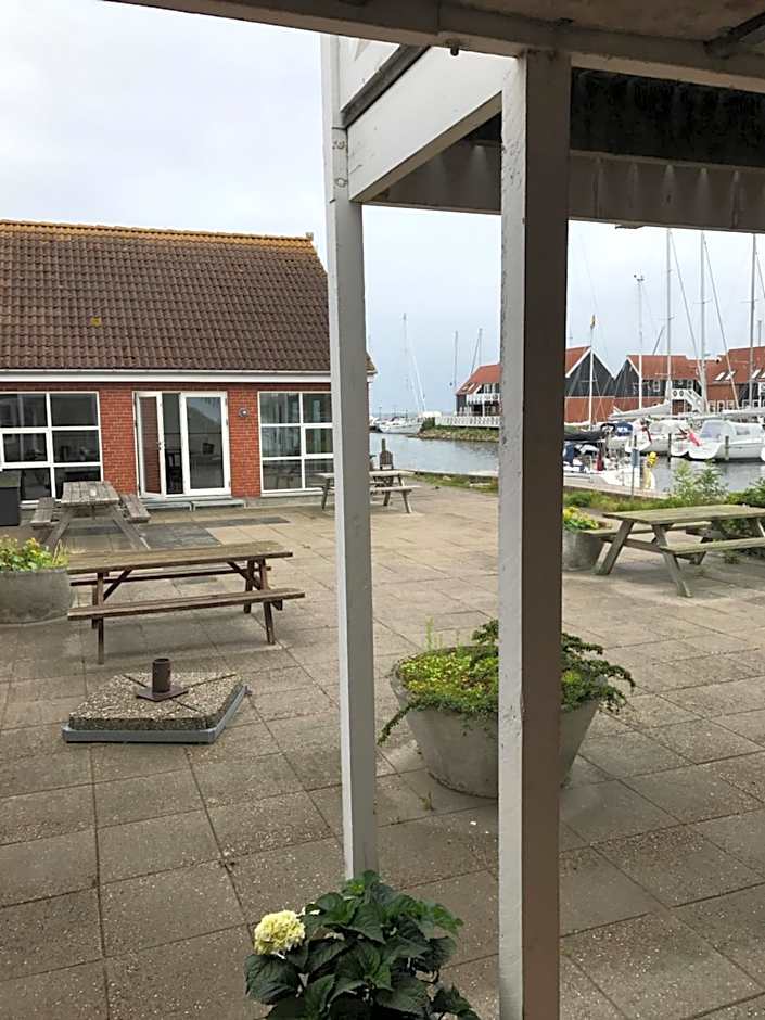 Klintholm Marina Park Cabins