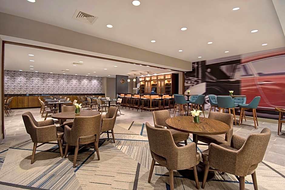 Four Points by Sheraton Boston Newton