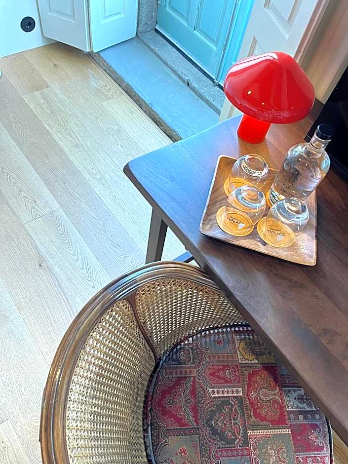 The House of Sandeman - Hostel & Suites