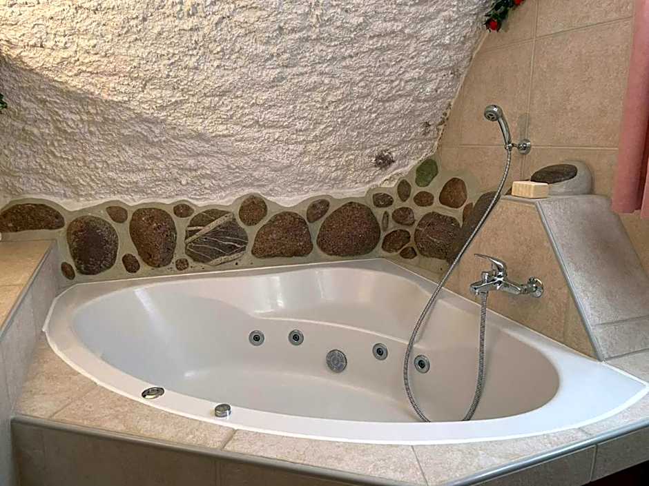 Casa Job - Gasthaus - Sauna, Whirlpool - Trun