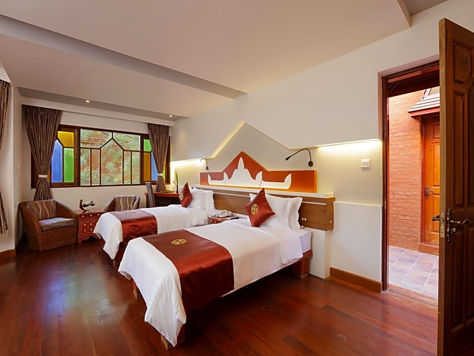 Ananta Bagan Hotel