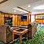 Days Inn & Suites by Wyndham Warren