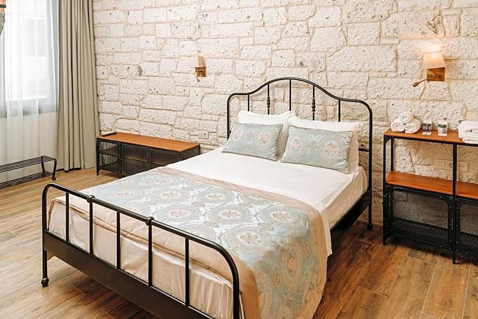 Nill's Stone House Otel
