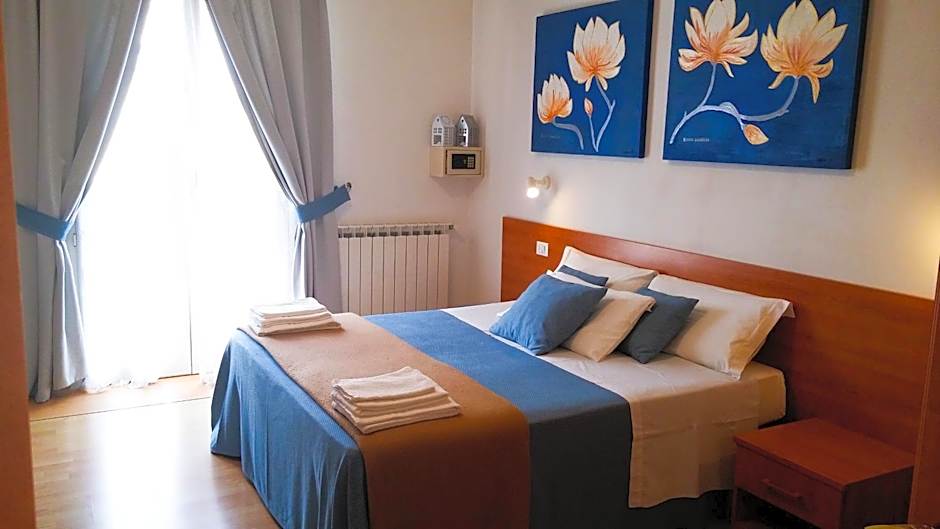 Venice Airport Room