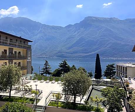 Hotel Garda Bellevue