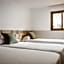 Hostal Baler