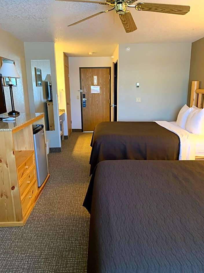 The Antler Lodge - Gardiner