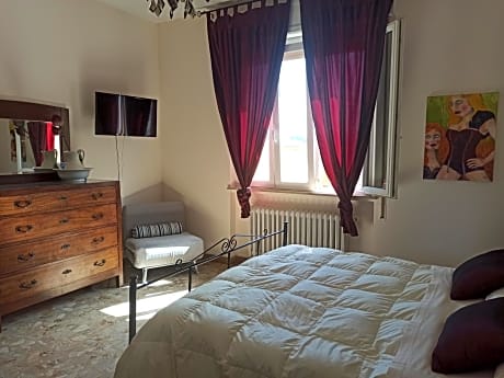 Casa Fuori Casa - 200 mt dal casello autostradale, parcheggio gratuito, garage moto