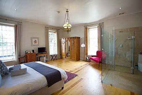 Deluxe Room with Glass Shower