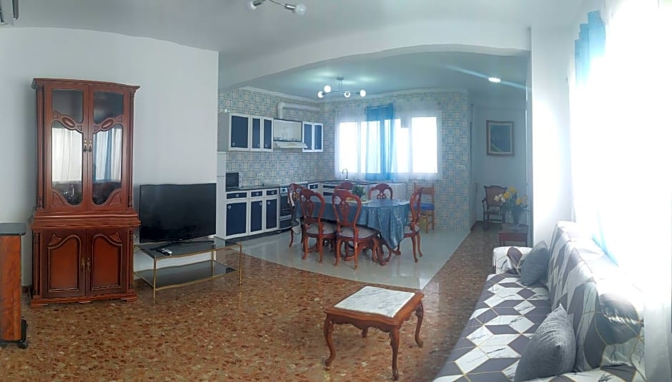 A Beautiful spacious Two Bedroom Apartment CB8EV