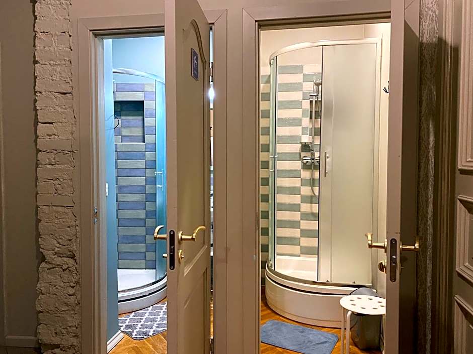 Blue Bird Boutique Hostel - Riga Old Town