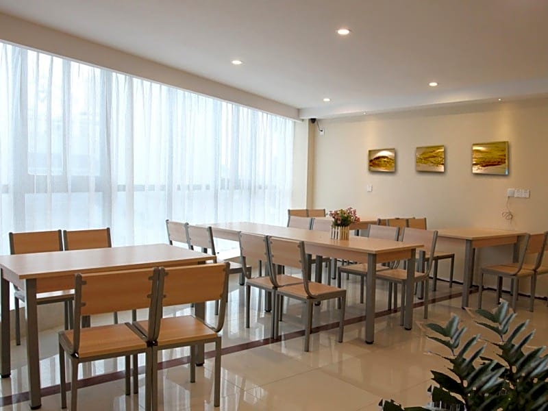GreenTree Inn Guangxi Yulin Jincheng Commercial Building Shell Hotel