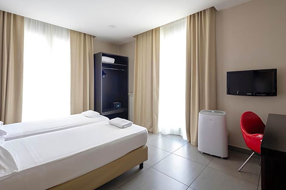 Napolit'amo Hotel Medina