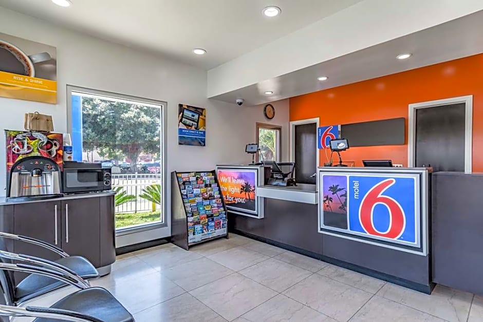 Motel 6 National City, CA