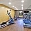 Holiday Inn Express Detroit-Warren/General Motors Technology Center By IHG