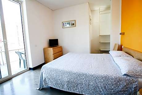 One-Bedroom Apartment (4 Adults)