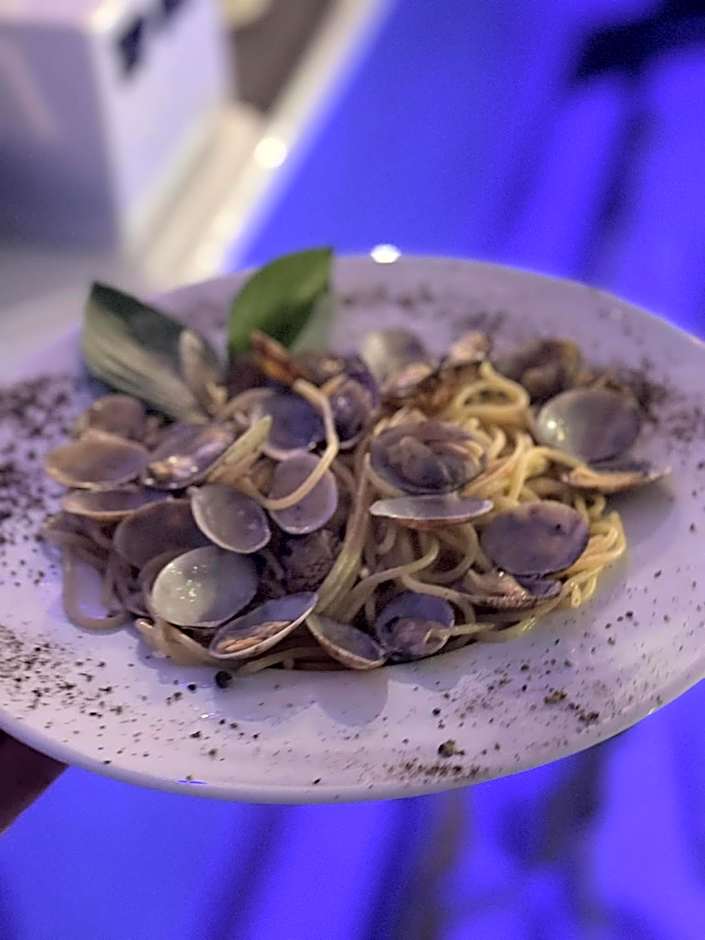 San Antonio Beach Guesthouse & Restaurant