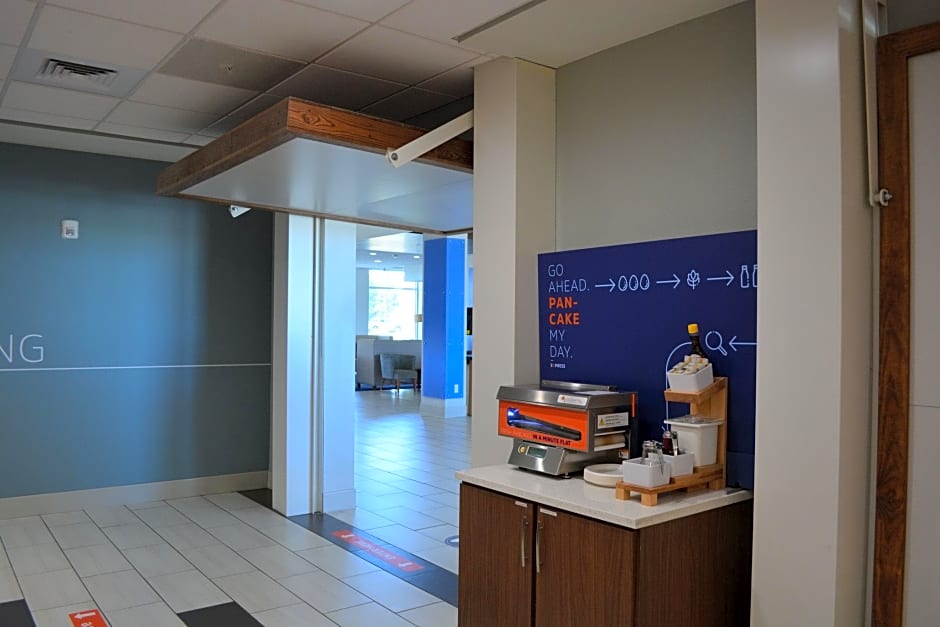 Holiday Inn Express And Suites Liberal By IHG