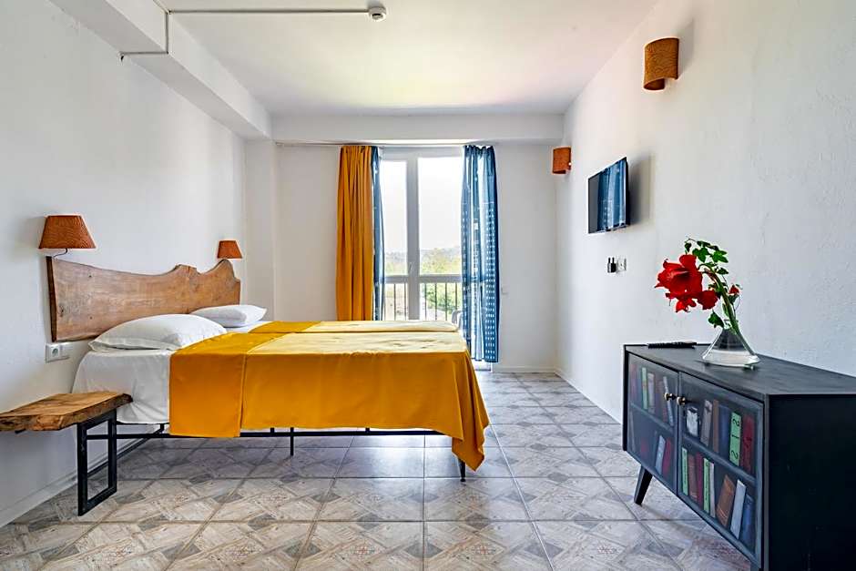 Simple Pleasures Shekvetili Hotel