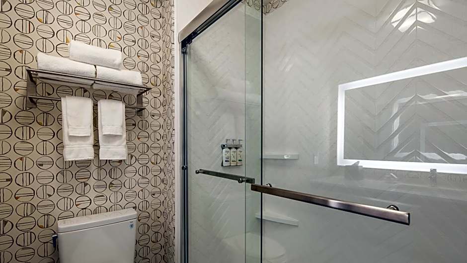 Holiday Inn - Clarksville Northeast By IHG