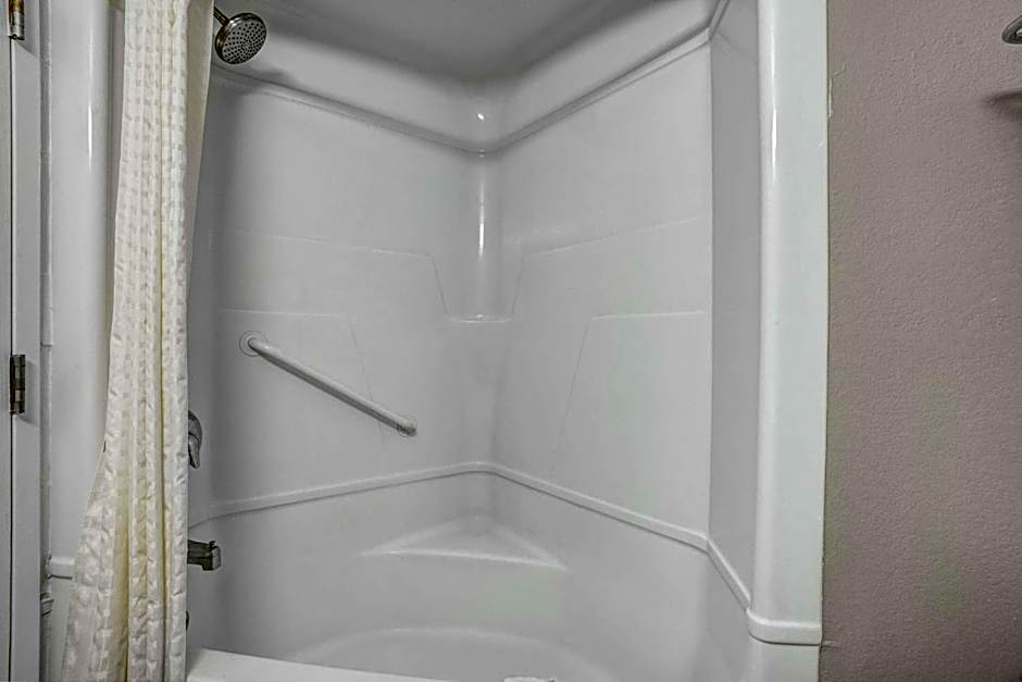 Motel 6-Montgomery, AL - Airport