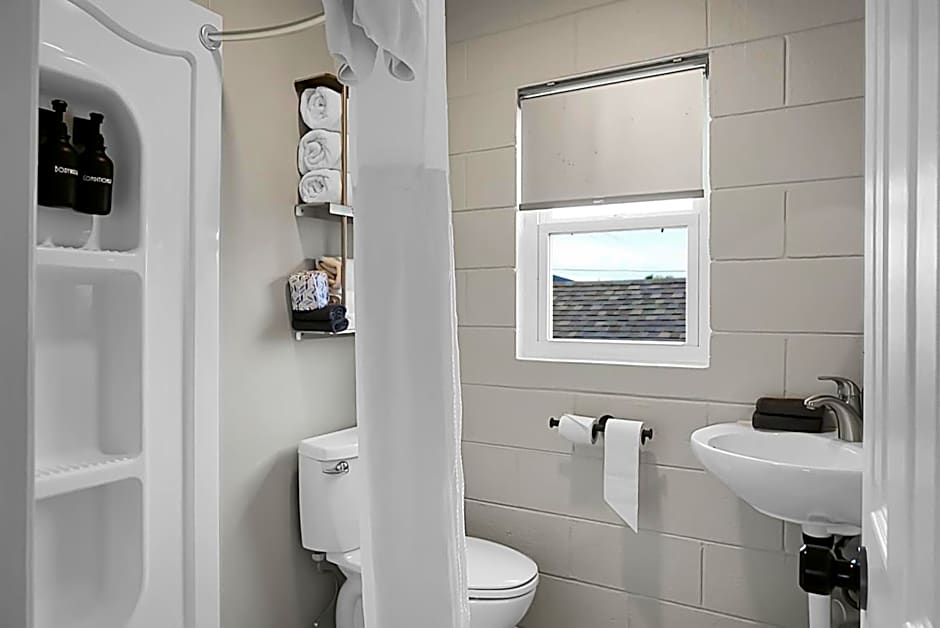 Seabirds Motel At Kure Beach