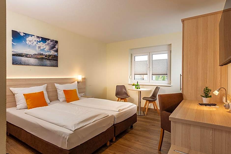 Hotel Am Wiesenweg l 24h check-in