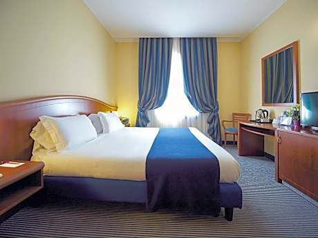 Standard Room with 1 Double Bed