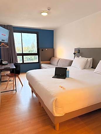 Kyriad Blois Hotel