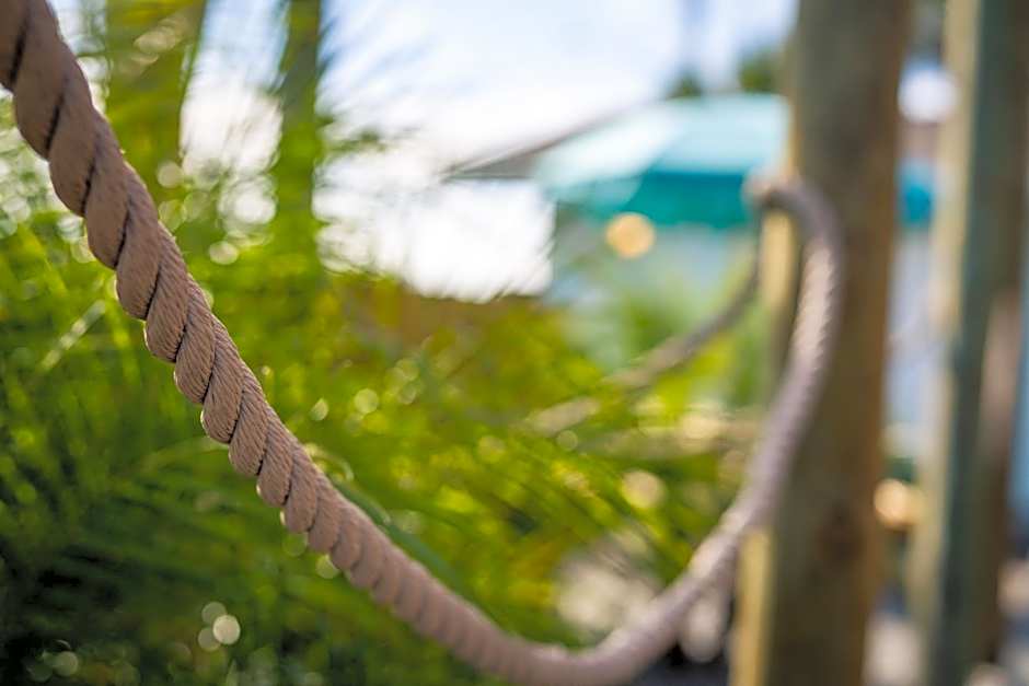 Salt Air Inn & Suites