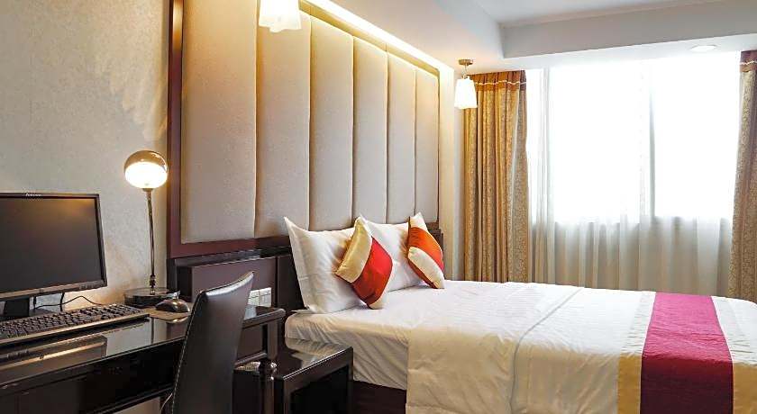 New World Hotel