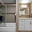 Upper East Side Luxury 3BR 2B 1700 square feet