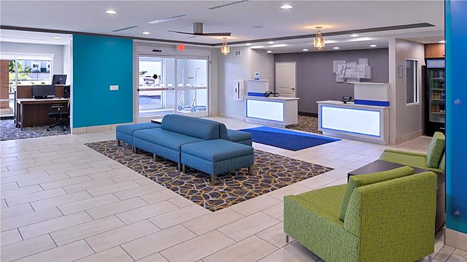 Holiday Inn Express & Suites Lexington Midtown By IHG