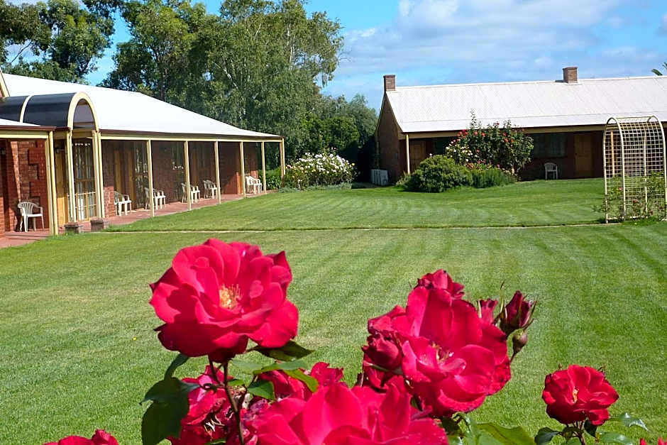 Coonawarra Place Motor Inn
