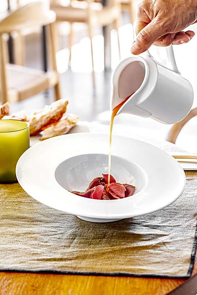 Hotel Restaurant Mas Lazuli by Fimedhotels