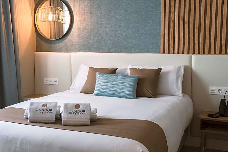 HOTEL CANDOR