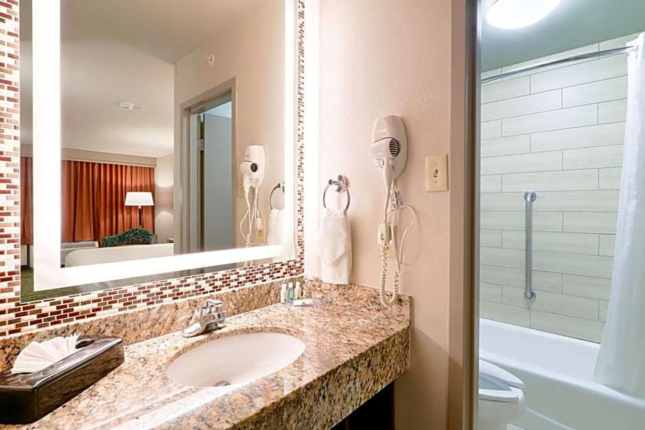 Quality Inn Near the Island Pigeon Forge