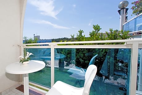 CLASSIC ROOM WITH BALCONY SEA SIDE