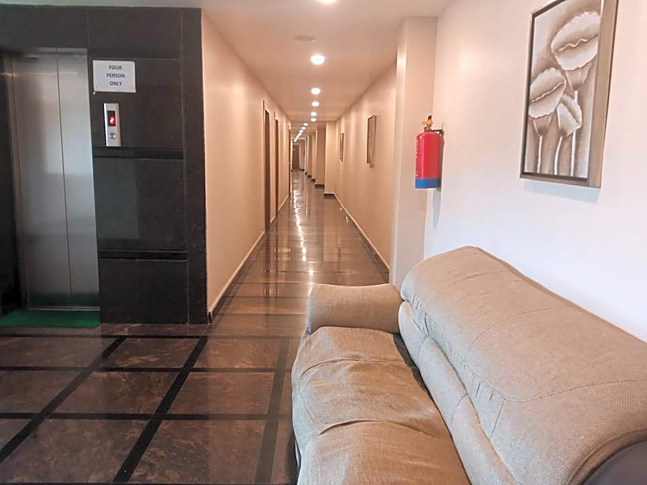 Hotel Shreehari Grand