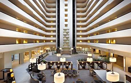Sheraton West Des Moines Hotel