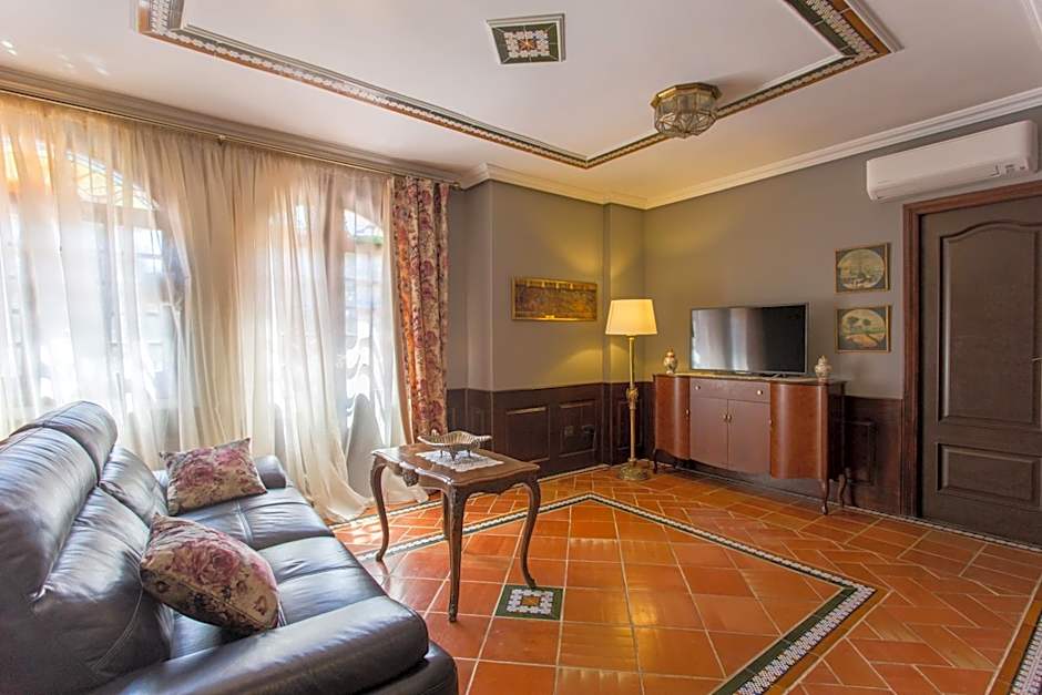 Apartamentos Gaudi Style